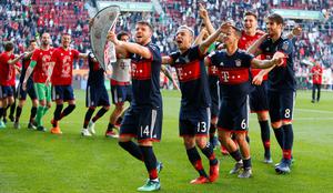 Lekarnarji so jo zagodli Kamplu, Bayern že nemški prvak