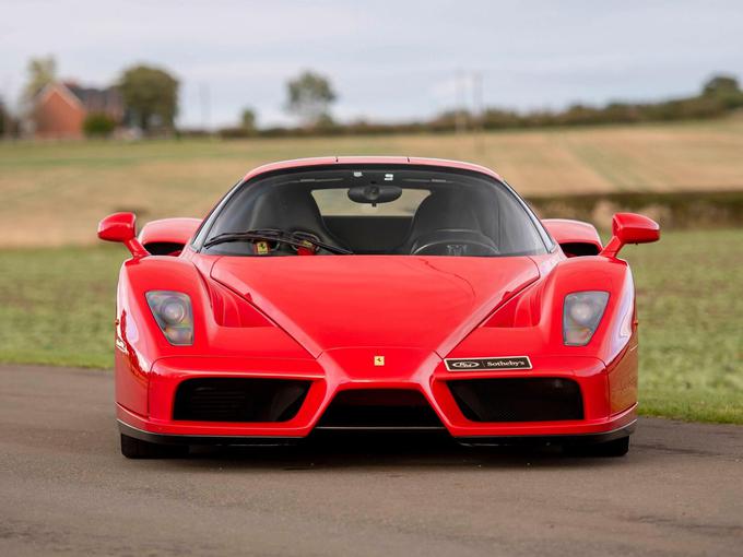 Ferrari enzo je bil prvi avtomobil izbirke Gran Turismo. Včeraj so ga prodali za 2,1 milijona evrov. | Foto: RM Sotheby's