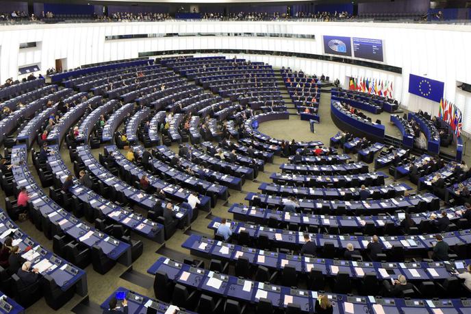 Evropski parlament | Na evropskih volitvah veljajo tako imenovane ženske kvote. Tako na kandidatni listi noben spol ne sme biti zastopan z manj kot 40 odstotki, vsaka lista pa mora biti sestavljena tako, da je najmanj en kandidat vsakega od spolov uvrščen v zgornjo polovico liste. | Foto STA