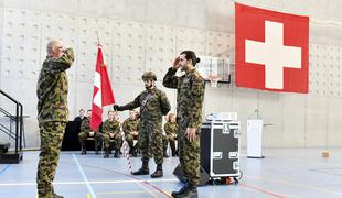 Švicar je uradno postal ženska, ker ne želi v vojsko