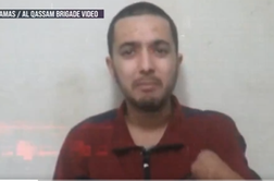 Islamski teroristi objavili pretresljiv posnetek talca brez roke #video
