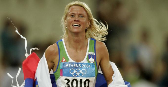 Jolanda Čeplak oz. Batagelj je že 20 let lastnica najhitrejše slovenske znamke na 800 metrov. Leta 2002 je na mitingu v Belgiji 800 metrov pretekla v času 1:55,19. | Foto: 