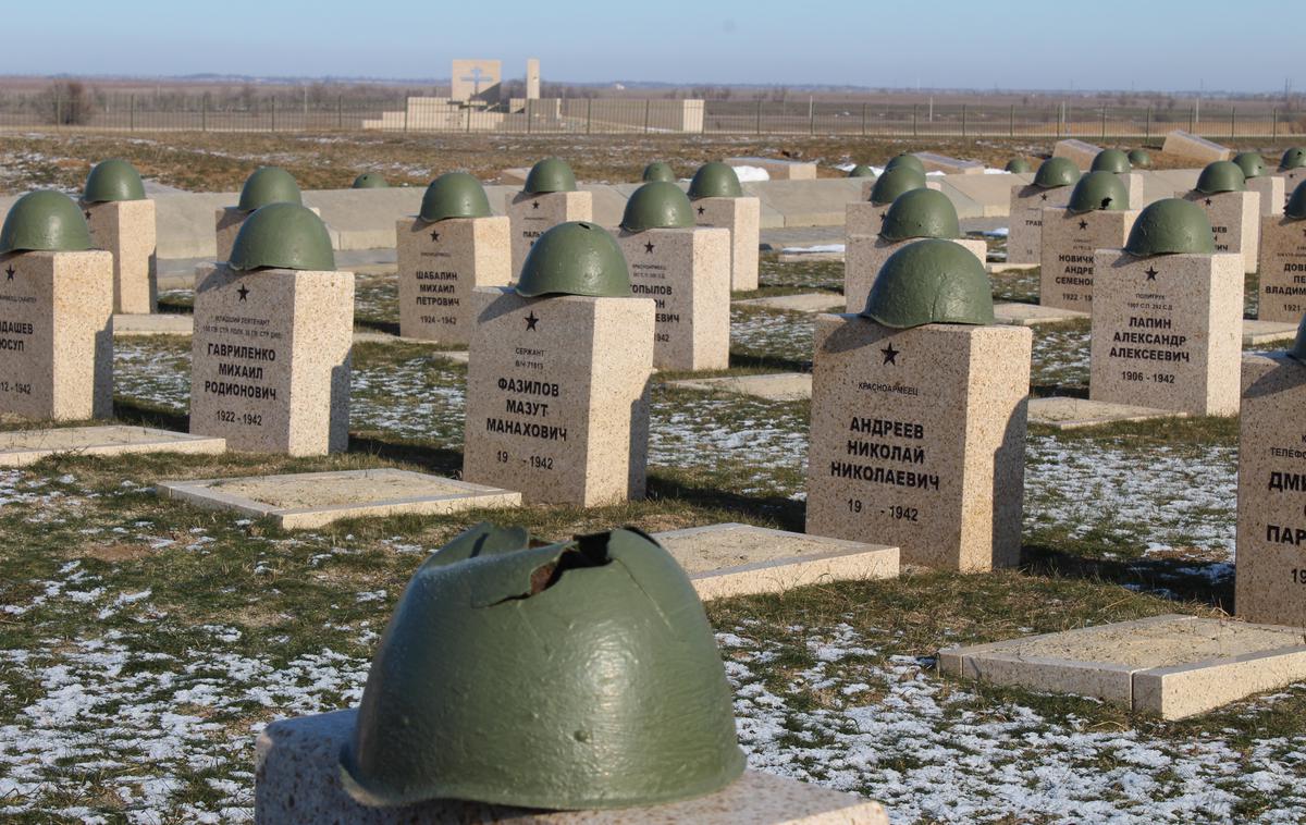 Pokopališče Rusija | Dejansko število mrtvih ruskih vojakov je verjetno še veliko večje.  | Foto Guliverimage