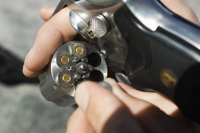 Revolver, pištola, orožje | Foto Thinkstock