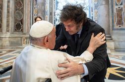 Papež se je srečal z nekdanjim ostrim kritikom