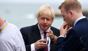 Hugh Grant besen na Borisa Johnsona: Britaniji se gnusiš