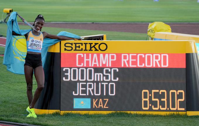 Naslov je za Kazahstan pritekla v Keniji rojena Norah Jeruto, ki je poskrbela za tretji najhitrejši čas v zgodovini. | Foto: Reuters