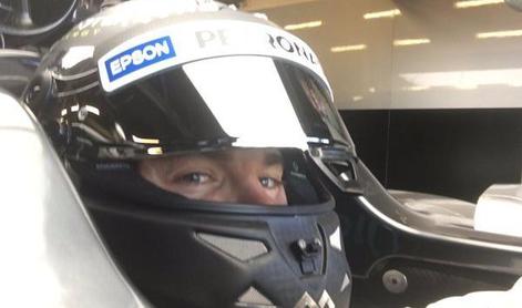 Mercedesova ukana: prvi v akciji pokazal letošnji dirkalnik formule 1