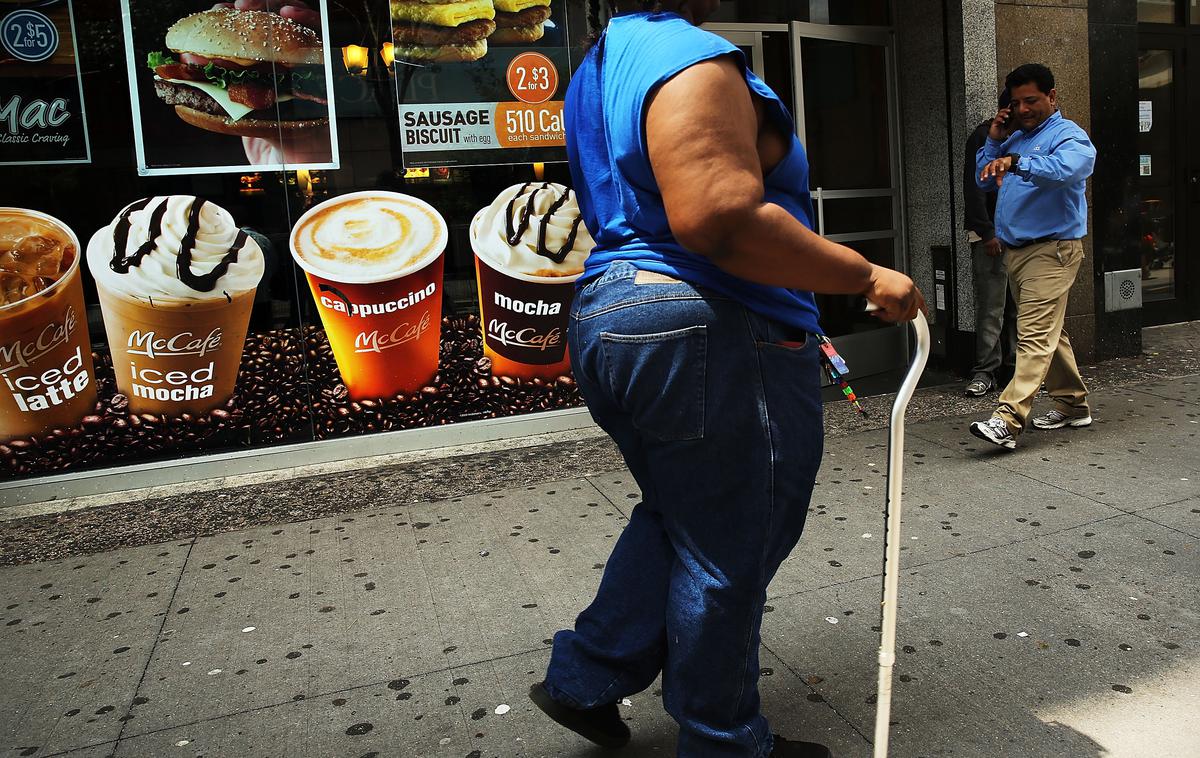 debelost | Obsežna študija sicer med drugim ugotavlja še, da je bilo leta 2022 prekomerno težkih 43 odstotkov odraslih.  | Foto Reuters