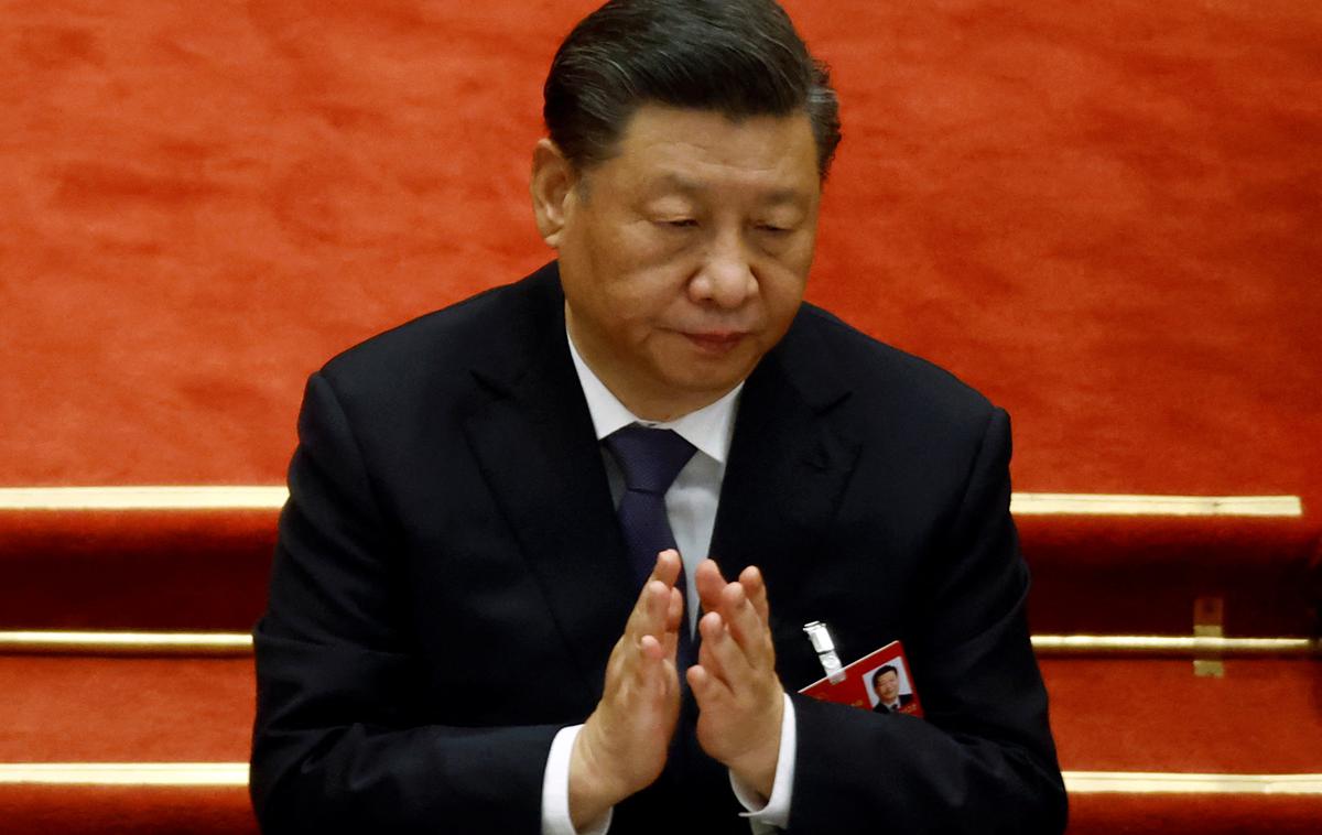 Xi Jinping | Ši je ob odprtju kongresa 16. oktobra ponovil vztrajanje pri dozdajšnji politiki, da je Tajvan del Kitajske ter da je pri doseganju cilja ponovne združitve odprta tudi možnost uporabe vojaške sile. | Foto Reuters