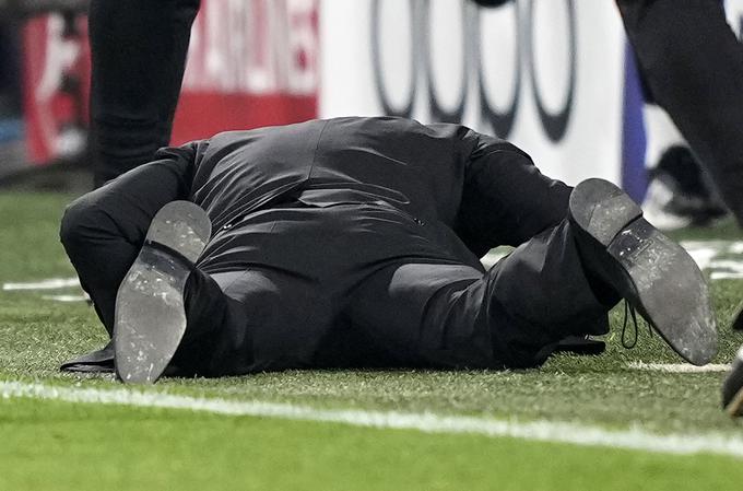 Diego Simeone je na dvoboju v Dortmundu poskrbel za zelo viralno potezo. | Foto: Guliverimage