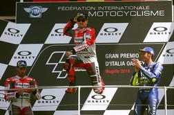 Lorenzo prvič zmagal na Ducatiju, Rossi na stopničkah, zajec ušel smrti #video