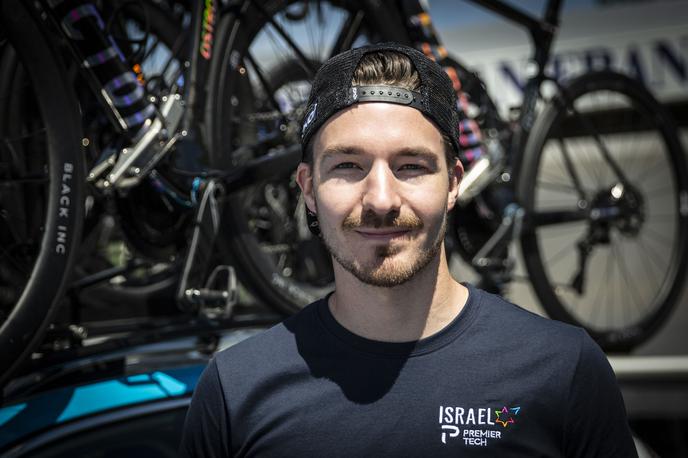 Mitja Drinovec | Spoznajte Mitjo Drinovca, nekdanjega biatlonca, ki danes dela kot mehanik v kolesarski ekipi Israel – Premier Tech. | Foto Ana Kovač