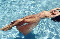 54-letna Monica Bellucci navdušuje v kopalkah #foto