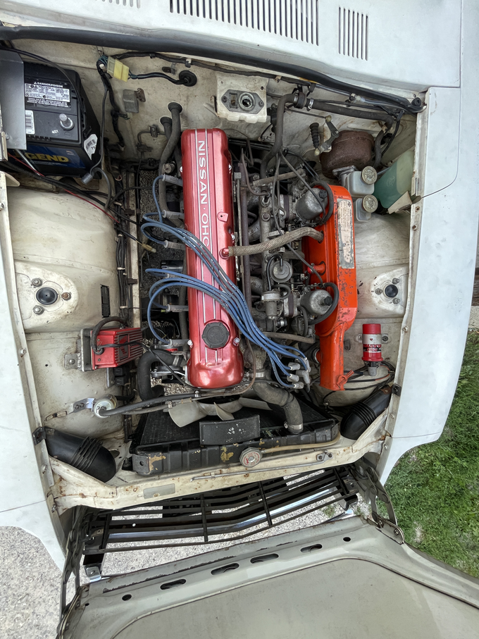 Datsune 240Z je poganjal vrstni šestvaljnik. | Foto: Gregor Pavšič