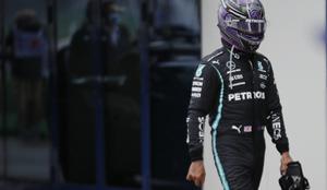 Hamilton se prepira z inženirjem, Räikkönen bruha kletvice