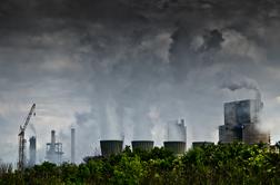 Največji onesnaževalec na svetu pospešeno gradi nove elektrarne na premog