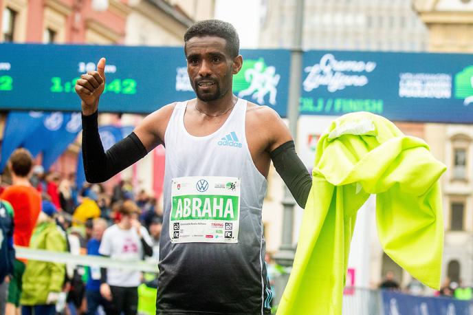 Ljubljanski maraton Adihana Gebretsadik | Etiopijec Adihana Gebretsadik je zmagovalec Volkswagen 26. Ljubljanskega maratona. | Foto Siniša Kanižaj/Sportida