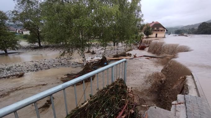 Ljubno poplave tovornjak | Foto: PGD Radmirje