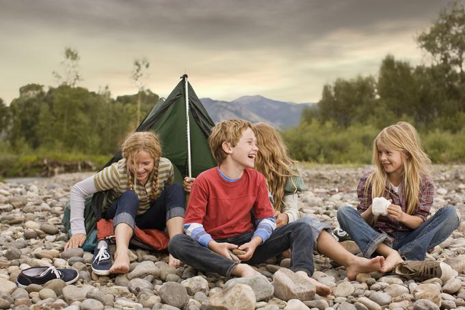 "Ko so otroci na taborjenju, sva na počitnicah tudi midva (pa čeprav morava vsak dan v službo)." | Foto: Thinkstock